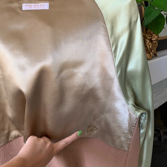 Tan wool and green silk coat/ coat lining - Picture 6 of 6